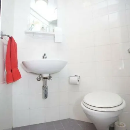 Apartment 2 Bedroom In Secure With Parking Dublin